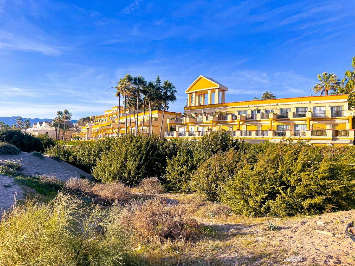 Modern Beach Apartment Romana Playa 723 In Marbella, Elviria Extérieur photo